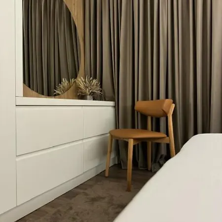 Perla Apartment *